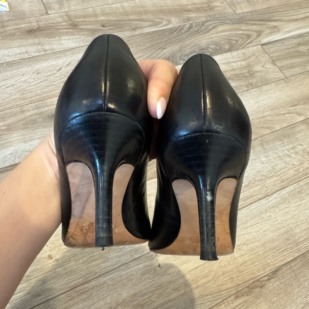 Coach Women’s Missy 2.5 Heel Black Leather Pumps size 39 - Picture 10 of 10